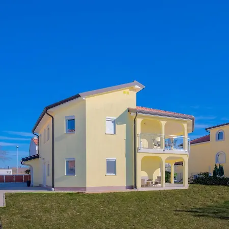 Lucia-1 By Interhome Apartment Kmeti