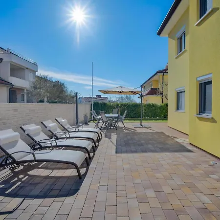Lucia-1 By Interhome Appartamento Kmeti