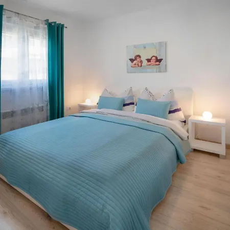 Appartamento Lucia-1 By Interhome
